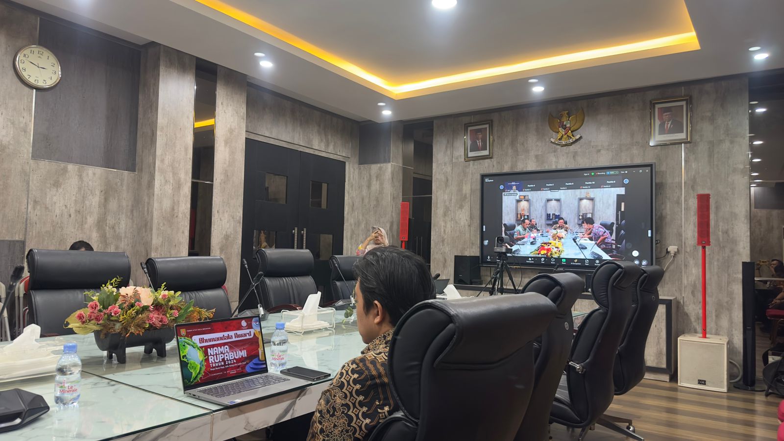 DISKOMINFO Dampingi Pj. Sekretaris Daerah dalam Wawancara Penghargaan Bhumandala Nama Rupabumi 2024
